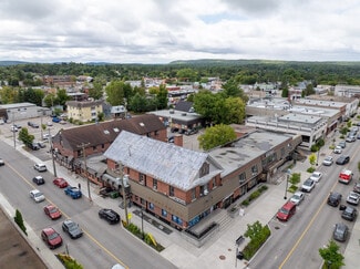 Mont-laurier, QC Flex - 532 Rue De La Madone Mont-laurier, QC Flex - 532 Rue De La Madone