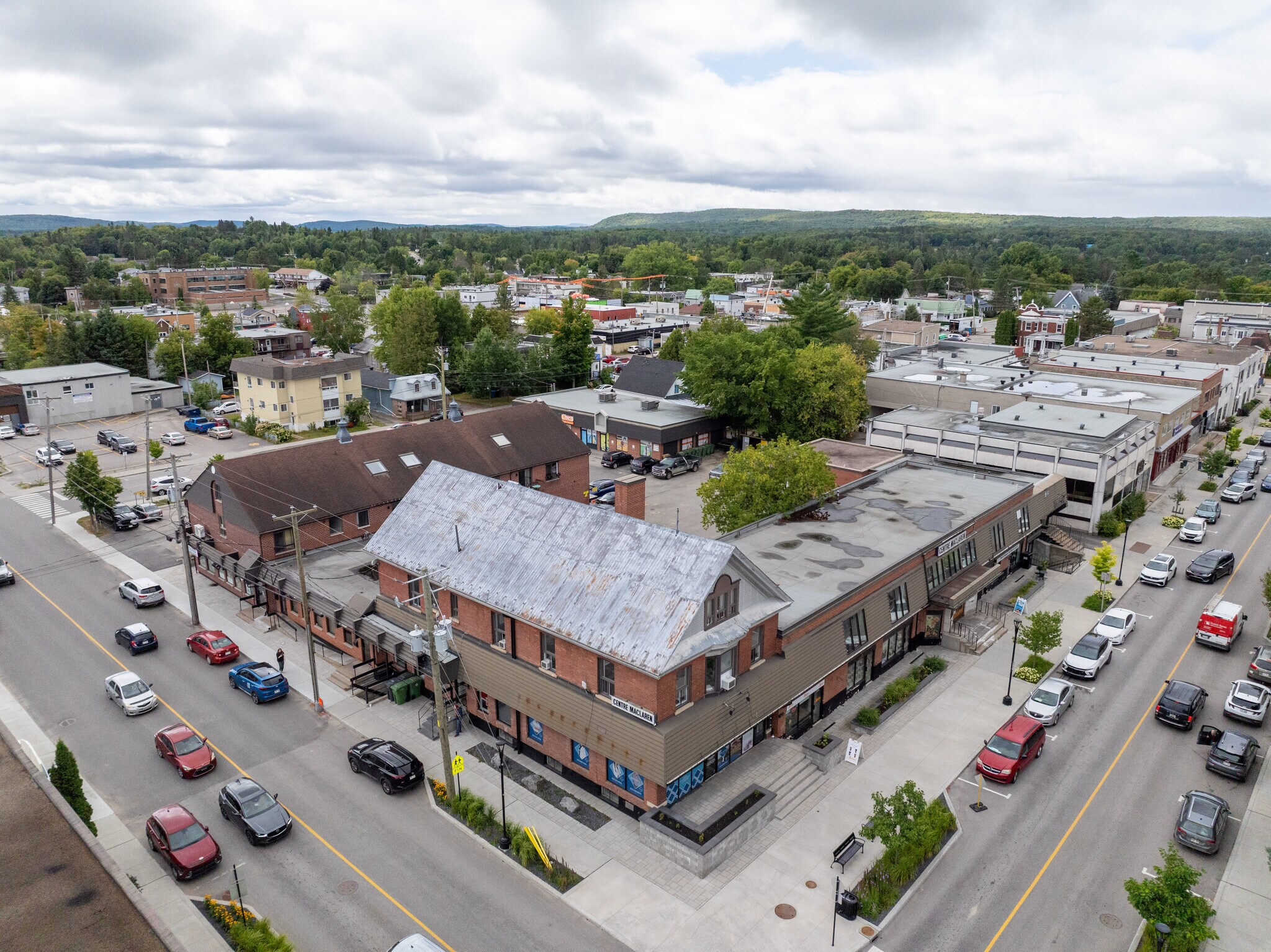 532 Rue De La Madone, Mont-laurier, QC for Sale