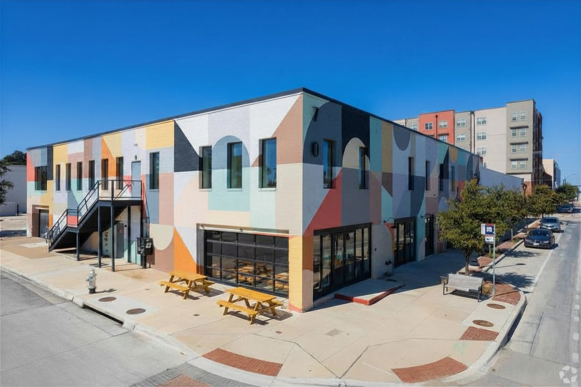710 S Main St, Fort Worth, TX for Rent