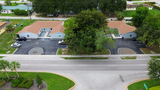 Naples, FL Apartments - 4648 Golden Gate Pky