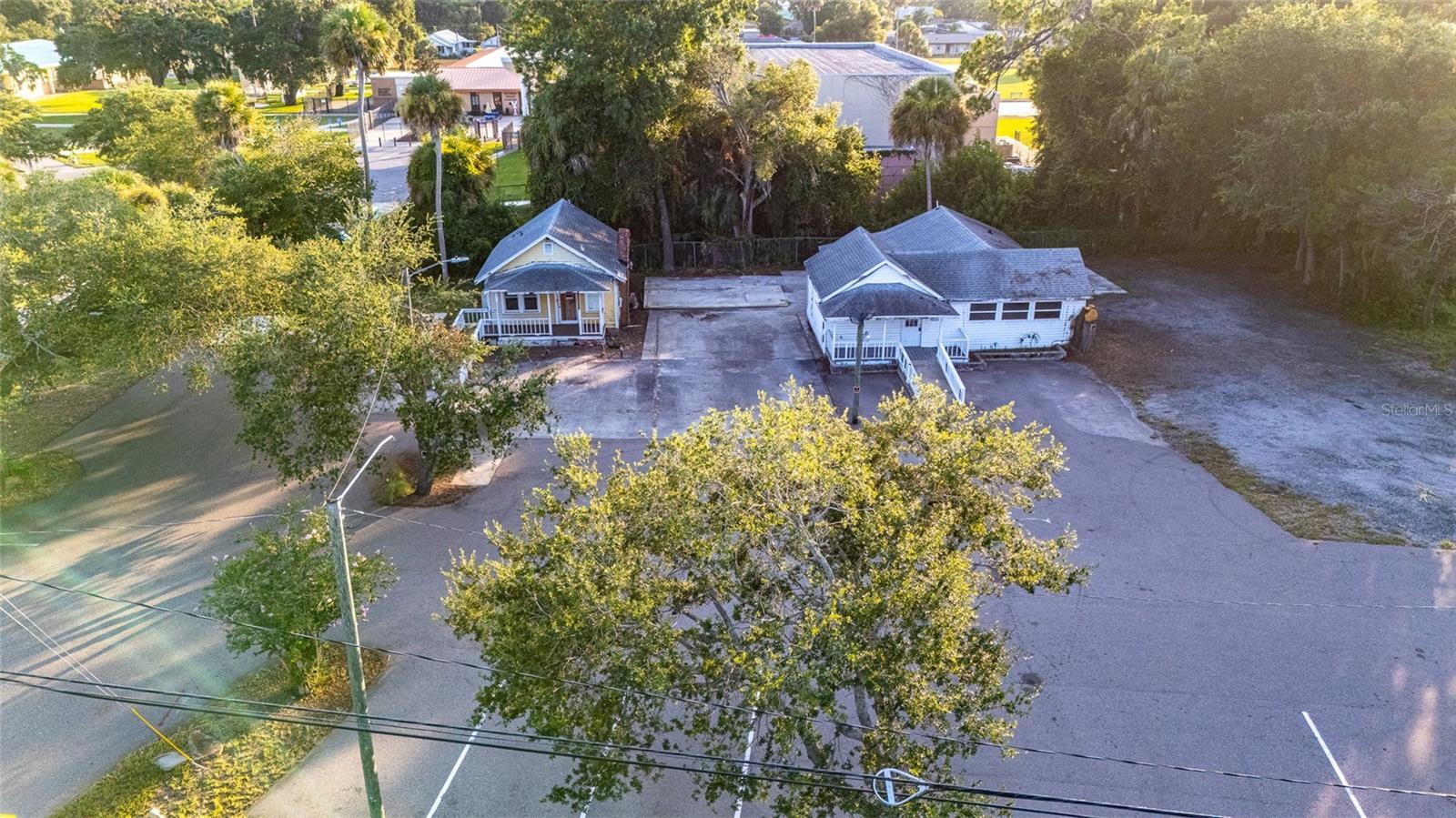 1042 N Dixie Fwy, New Smyrna Beach, FL for Sale
