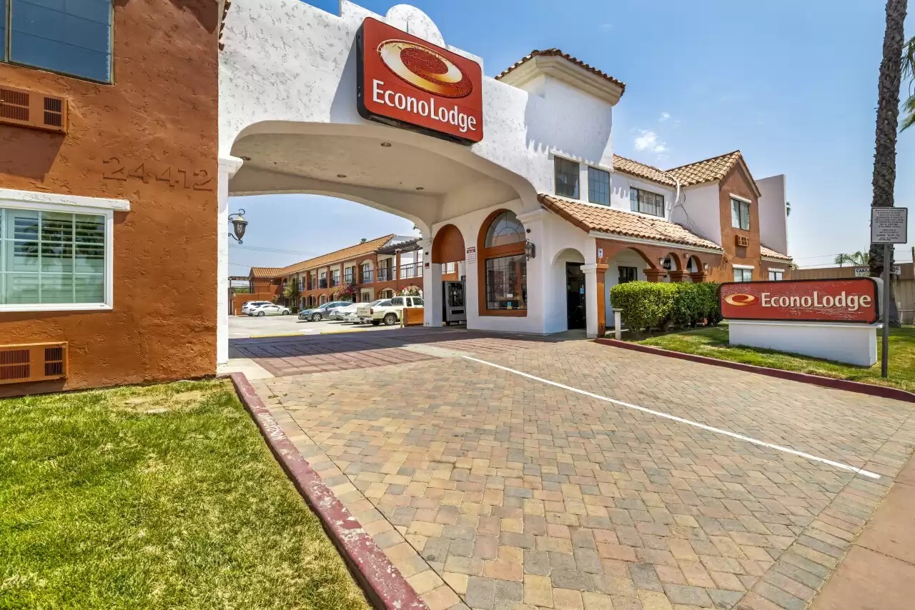 24412 Sunnymead Blvd, Moreno Valley, CA for Sale