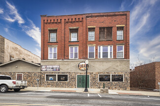 Ellwood City, PA Storefront Retail/Residential - 708-710 Lawrence Ave