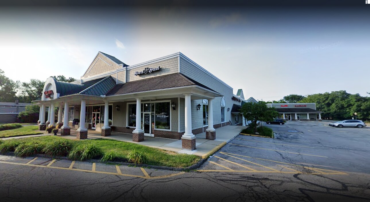 2644326583 Center Ridge Rd Westlake, OH 44145 Shopping Center