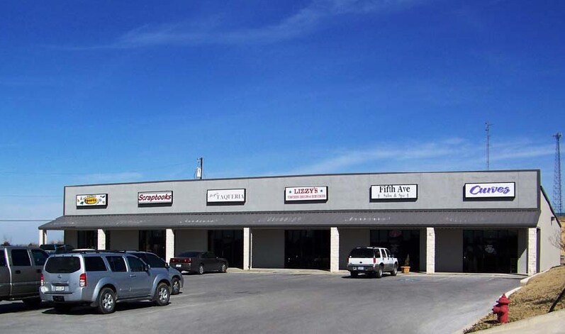 1100 W Business 380, Decatur, TX for Rent