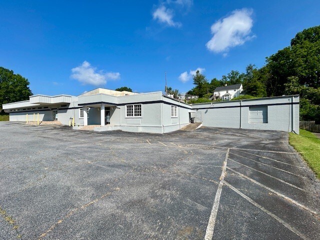 532 Harper Ave NW, Lenoir, NC for Rent