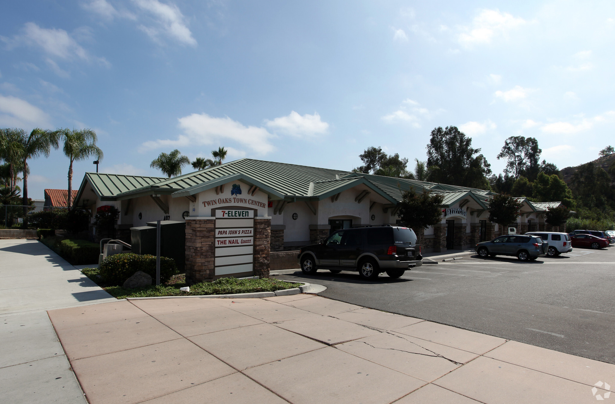 403-409 N Twin Oaks Valley Rd, San Marcos, CA for Rent
