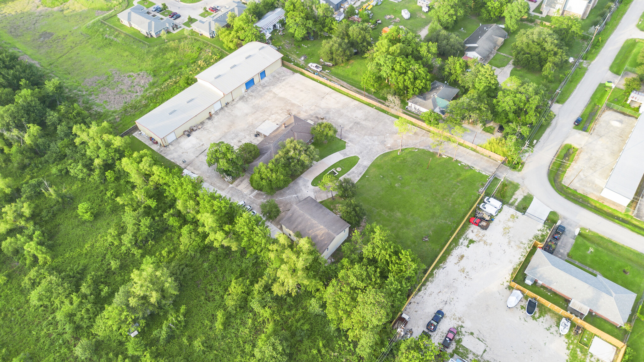 2701 Charles Ln, Sugar Land, TX for Sale