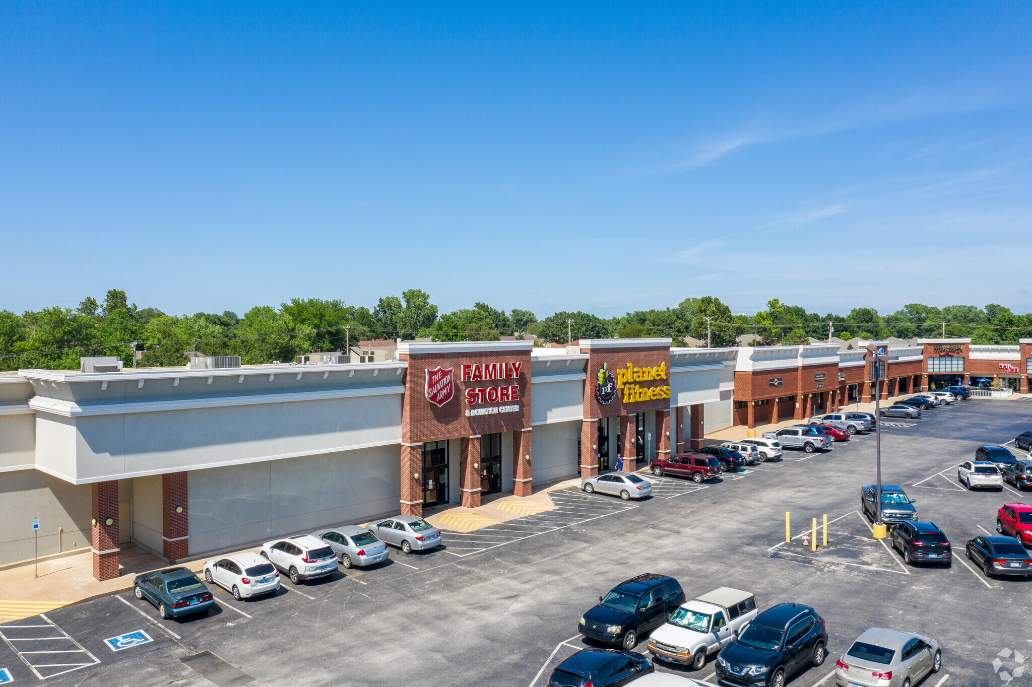 200-230 S Santa Fe Ave, Edmond, OK for Rent