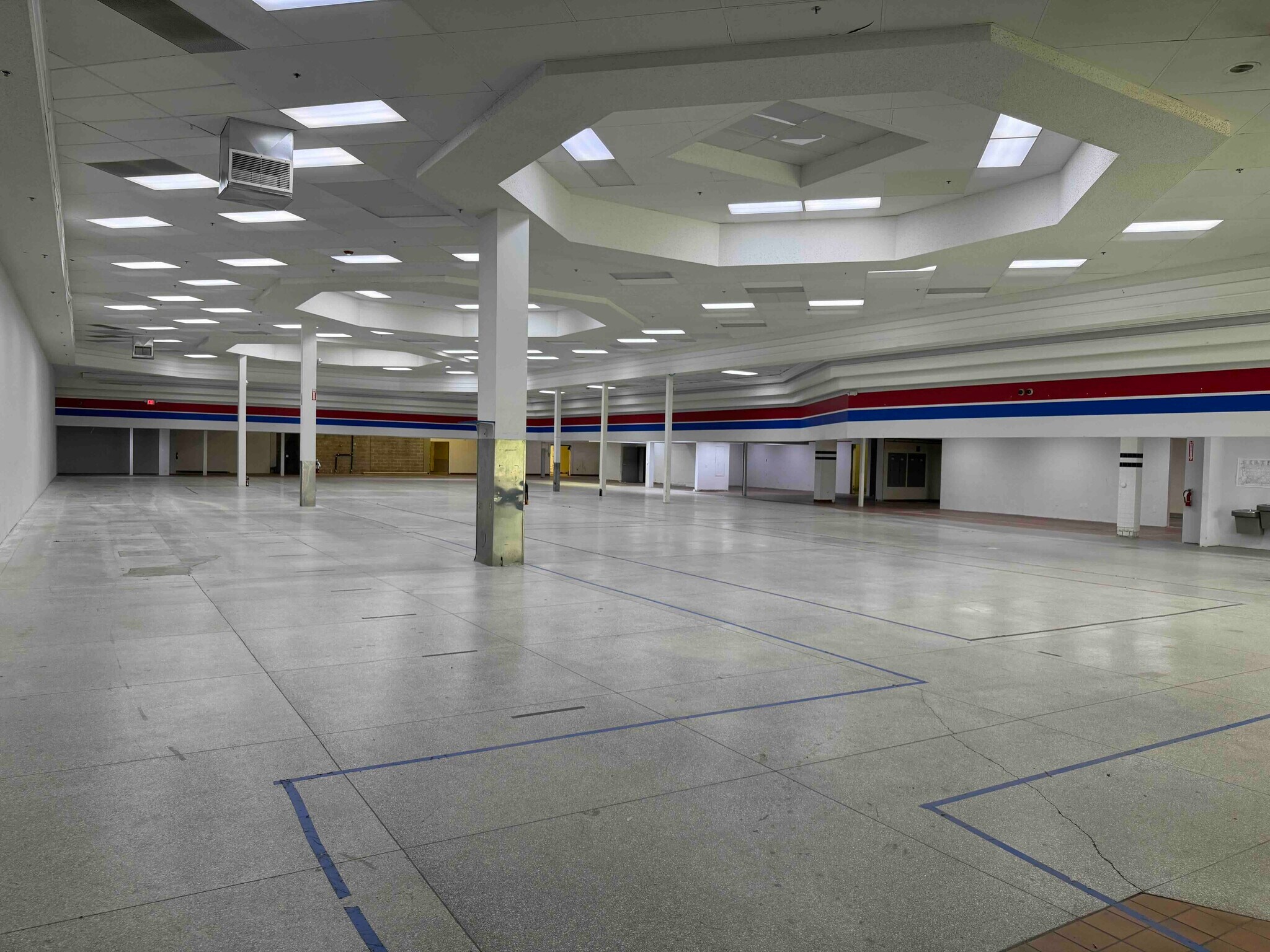 6495 Quivira Rd, Shawnee, KS for Rent