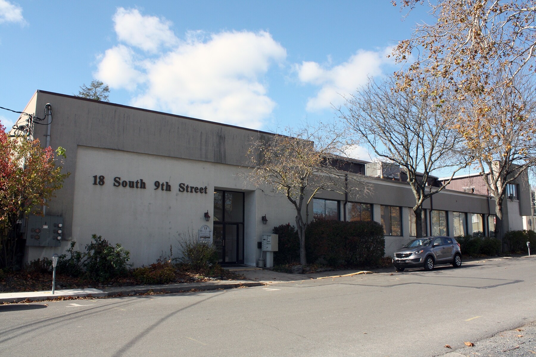 18 S 9th St Stroudsburg, PA 18360 Office Property for Lease on