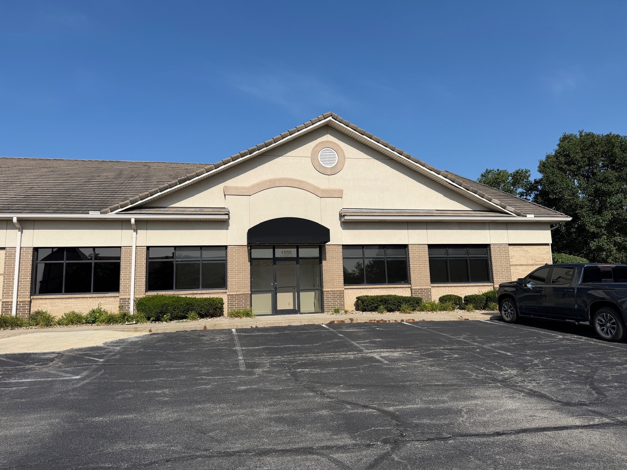 1208 Church Rd, Liberty, MO for Rent