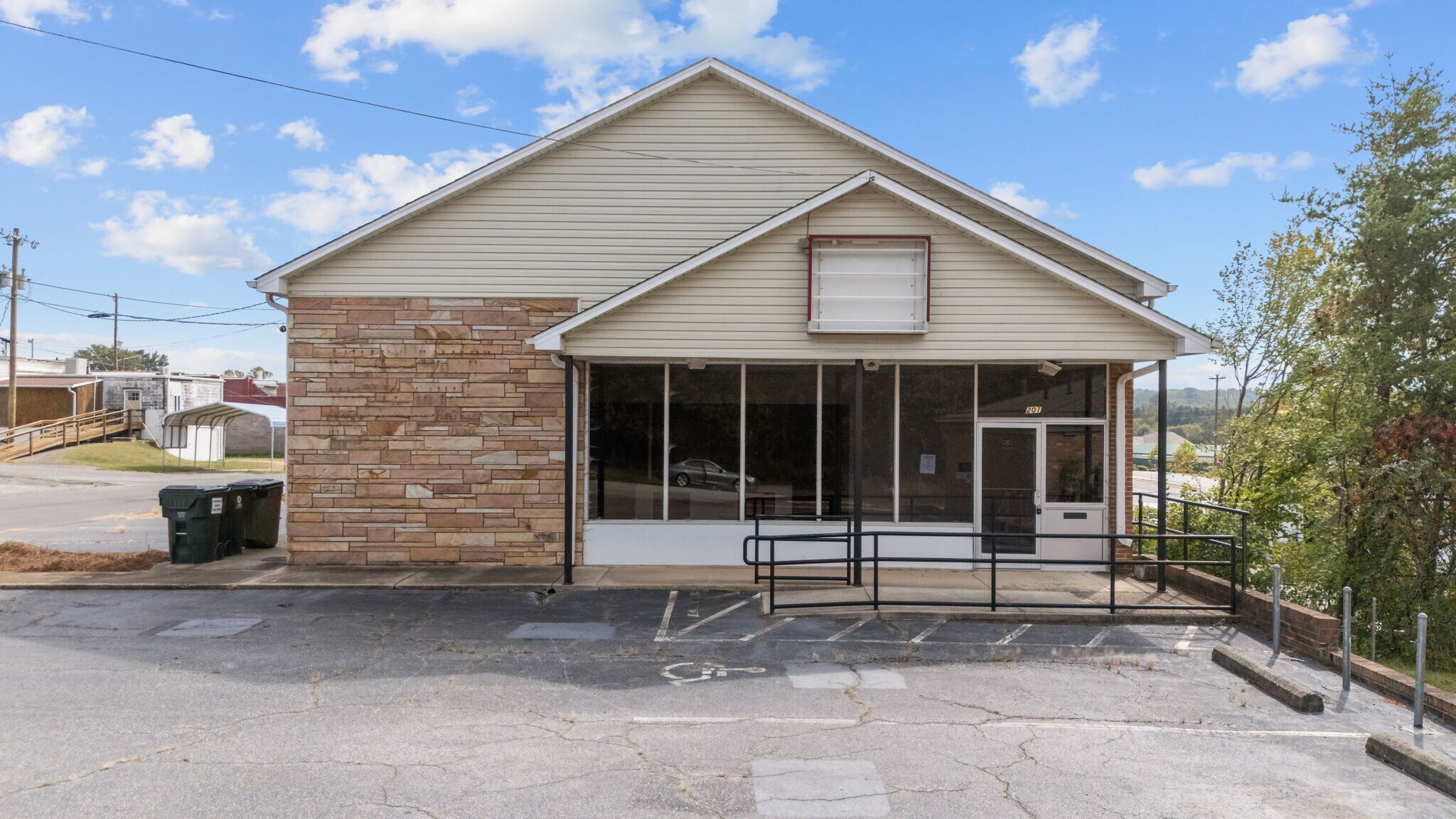 201 4th St, Walnut Cove, NC for Sale