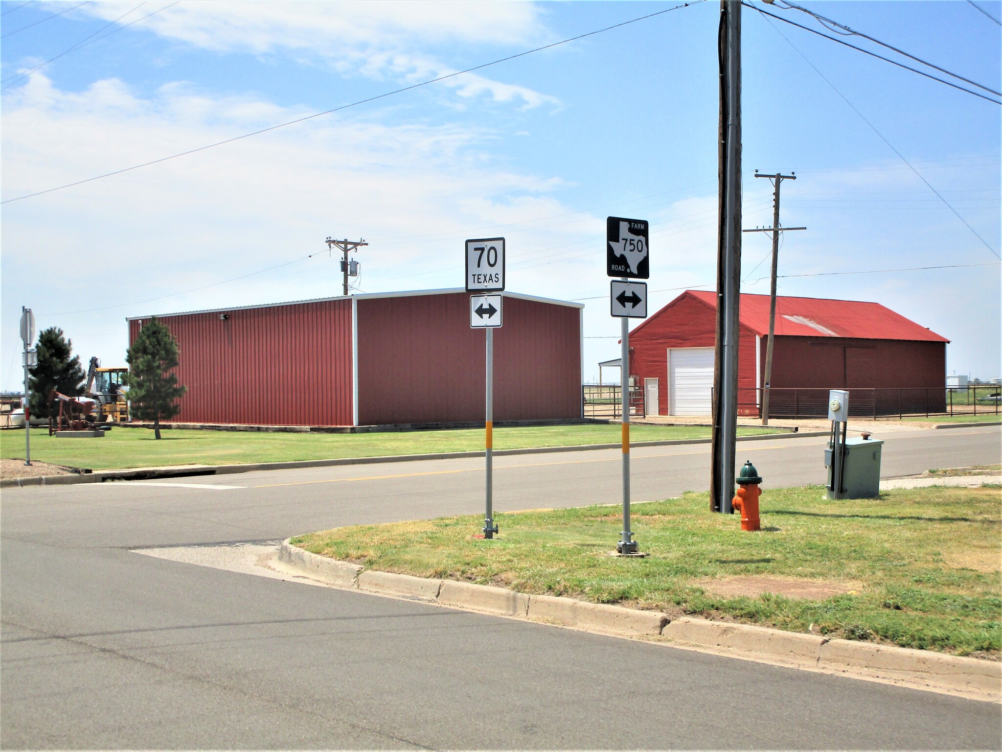 1300 S Hobart St, Pampa, TX for Sale