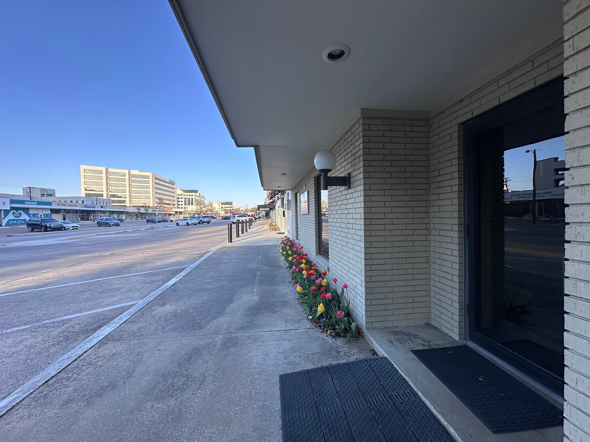 6012-6014 Sherry Ln, Dallas, TX for Rent