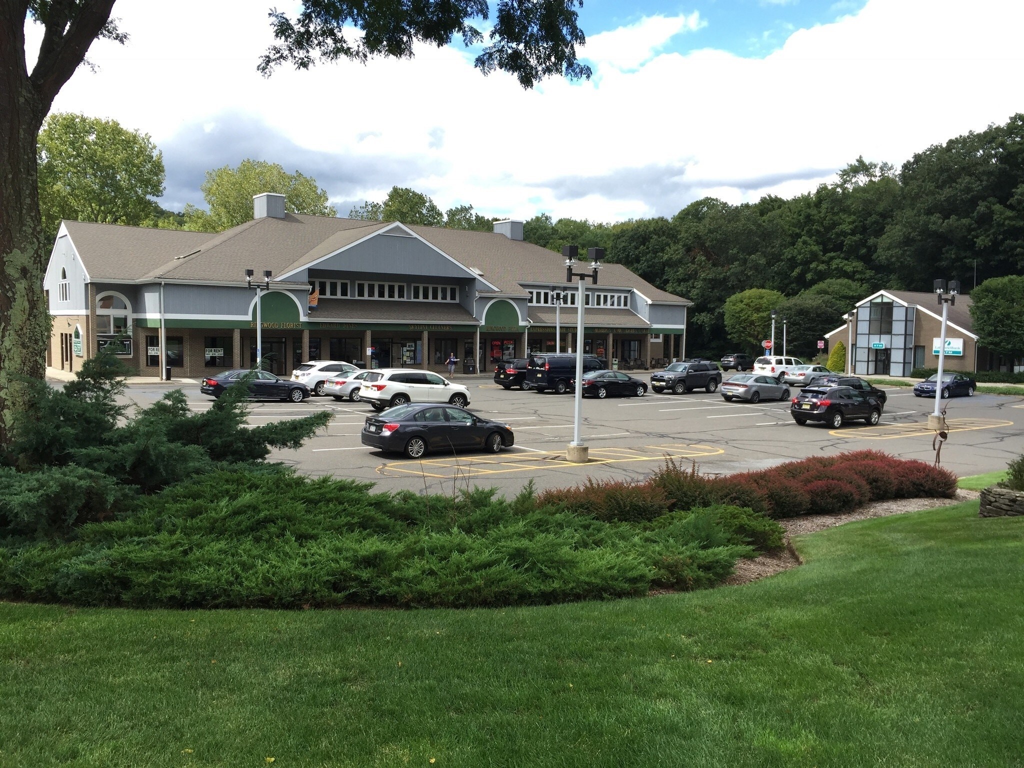 55 Skyline Dr, Ringwood, NJ for Rent