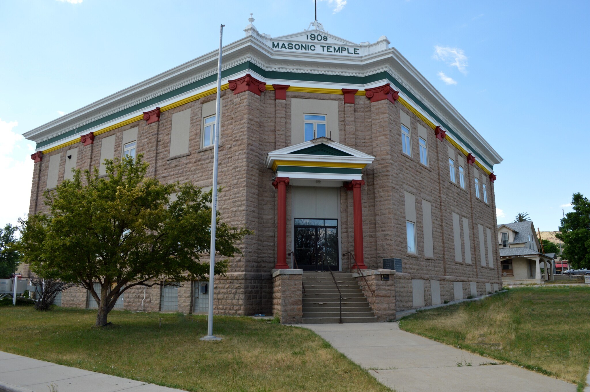 501 W Pine St, Rawlins, WY for Sale