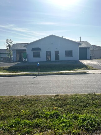 Cape Coral, FL Flex - 2719 SW 8th Pl