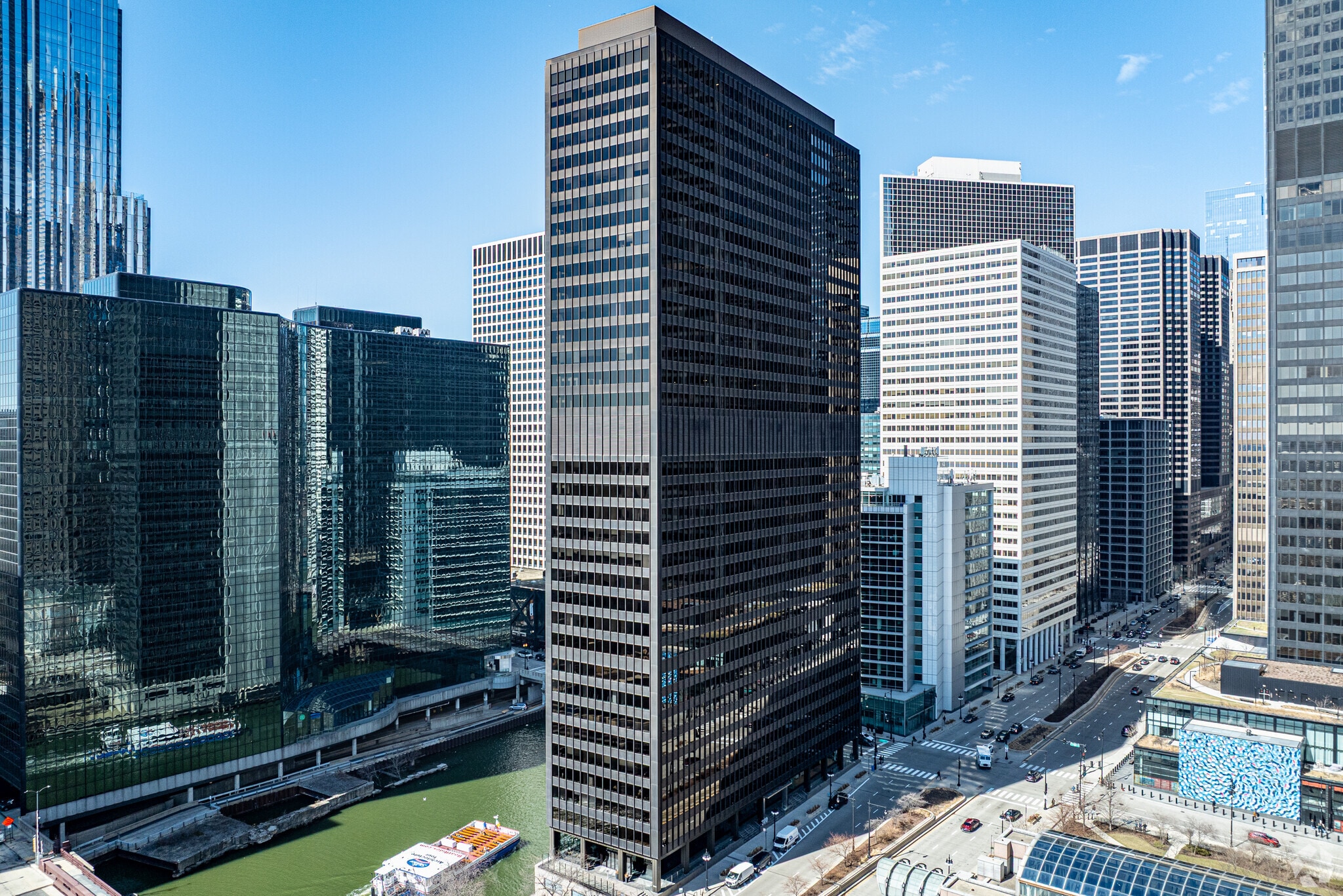 300 S Wacker Dr, Chicago, IL for Rent