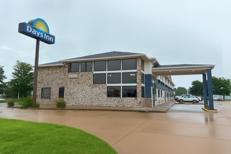 Morton, IL Hospitality - 101 E Ashland St