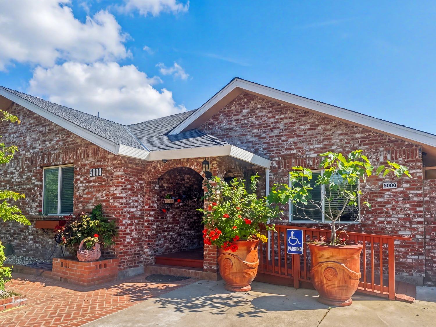5000 Melvin Dr, Carmichael, CA for Sale