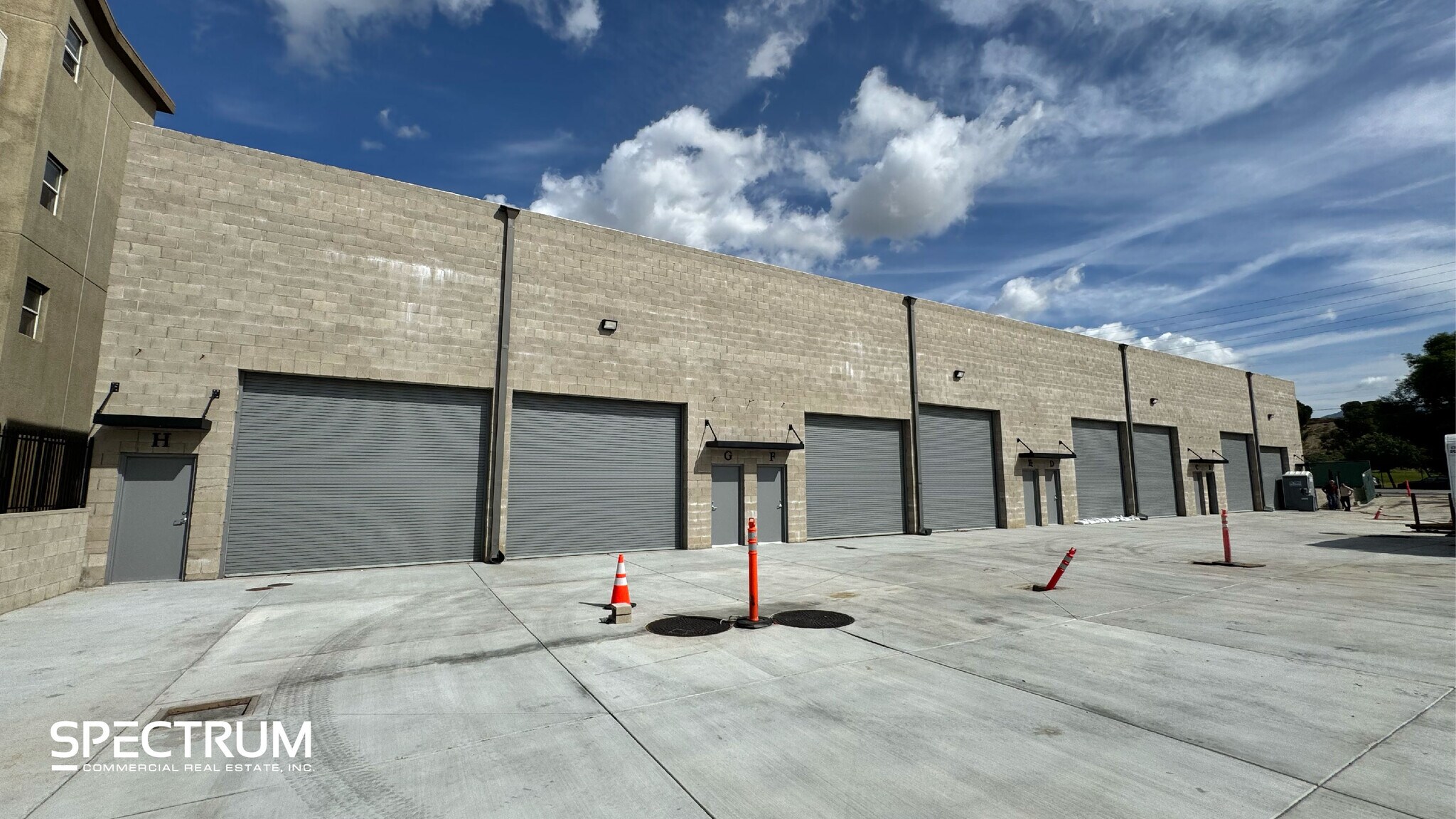 10505 Glenoaks Blvd, Pacoima, CA for Rent