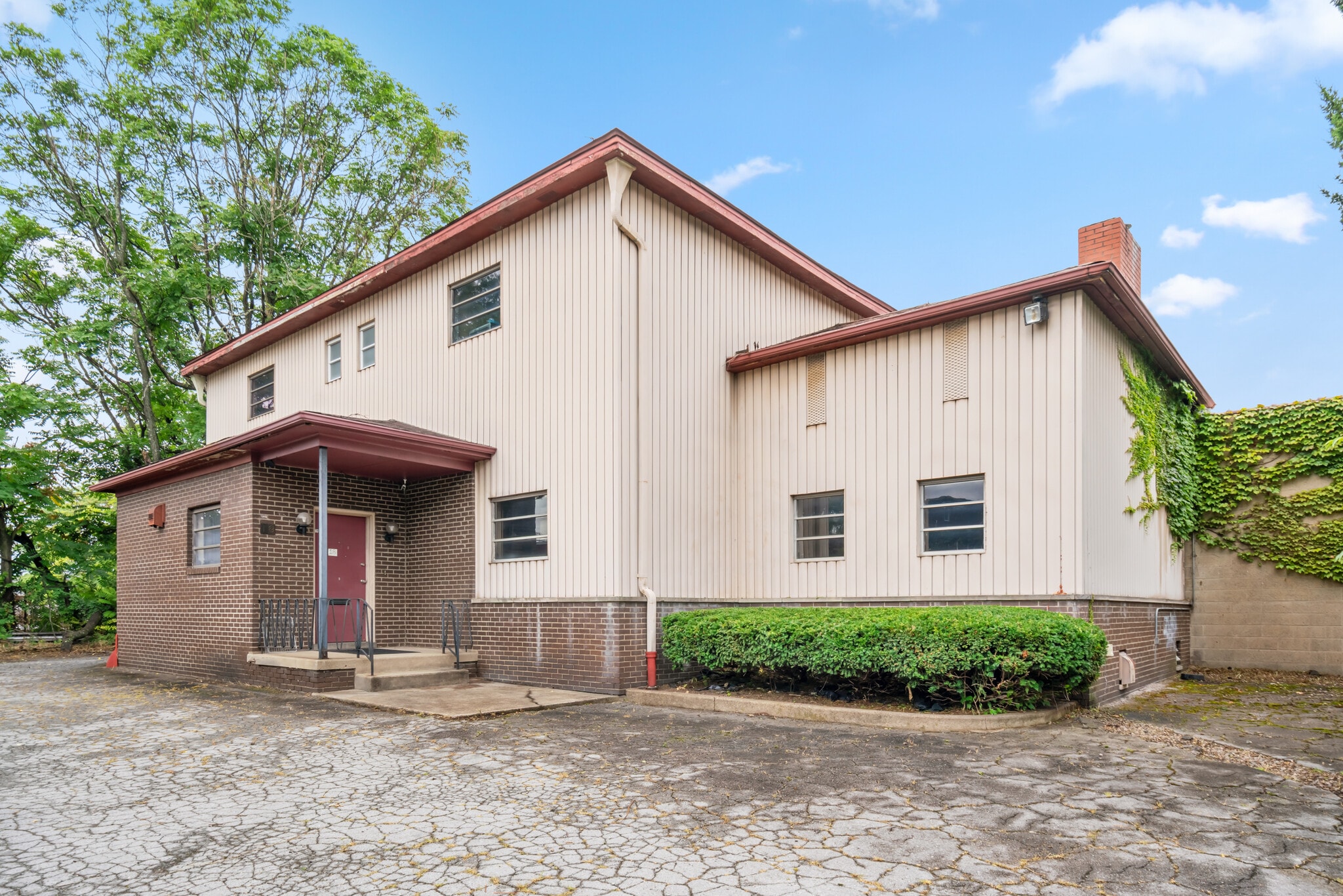 4745 Modoc St, Pittsburgh, PA for Sale
