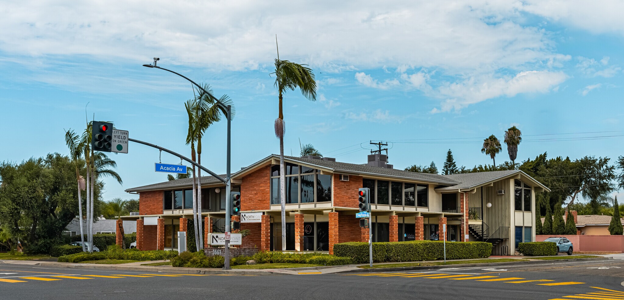 1661 E Chapman Ave, Fullerton, CA for Rent