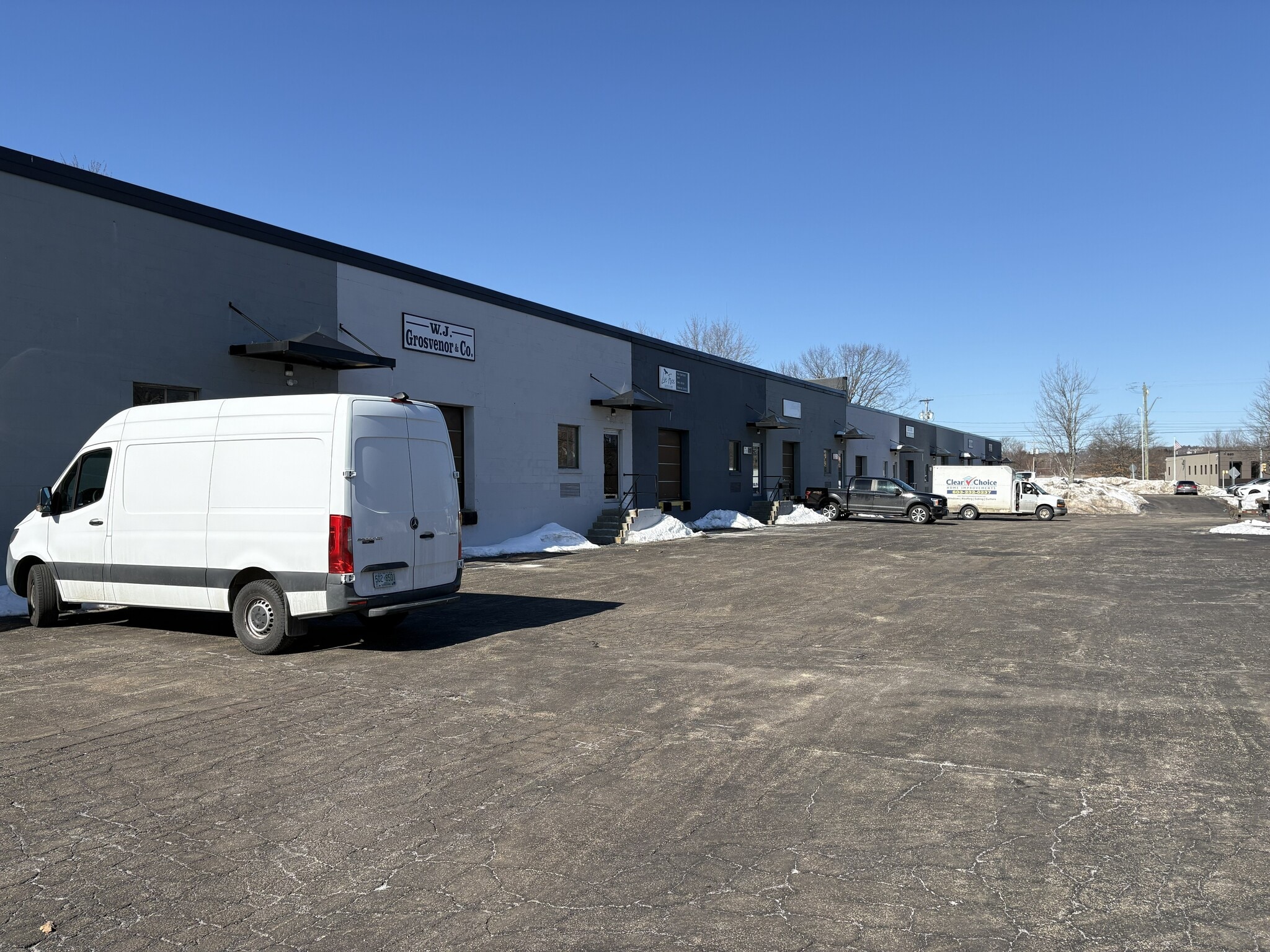 1000 E Industrial Park Dr, Manchester, NH for Rent