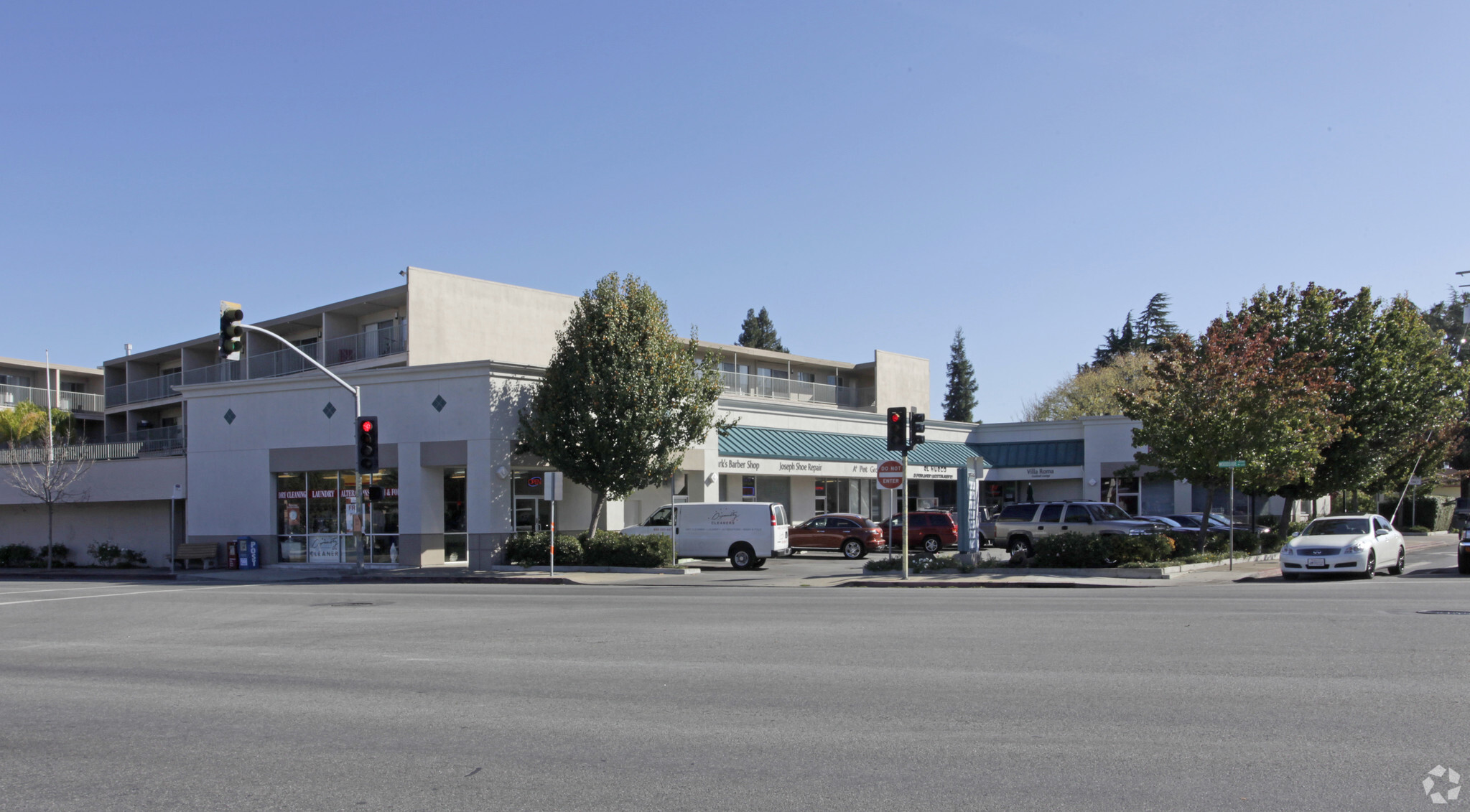 583-593 Woodside Rd, Redwood City, CA for Rent