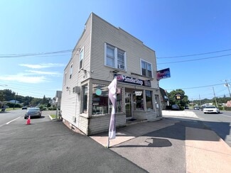 Manchester, CT Storefront Retail/Residential - 172 Middle Tpke W