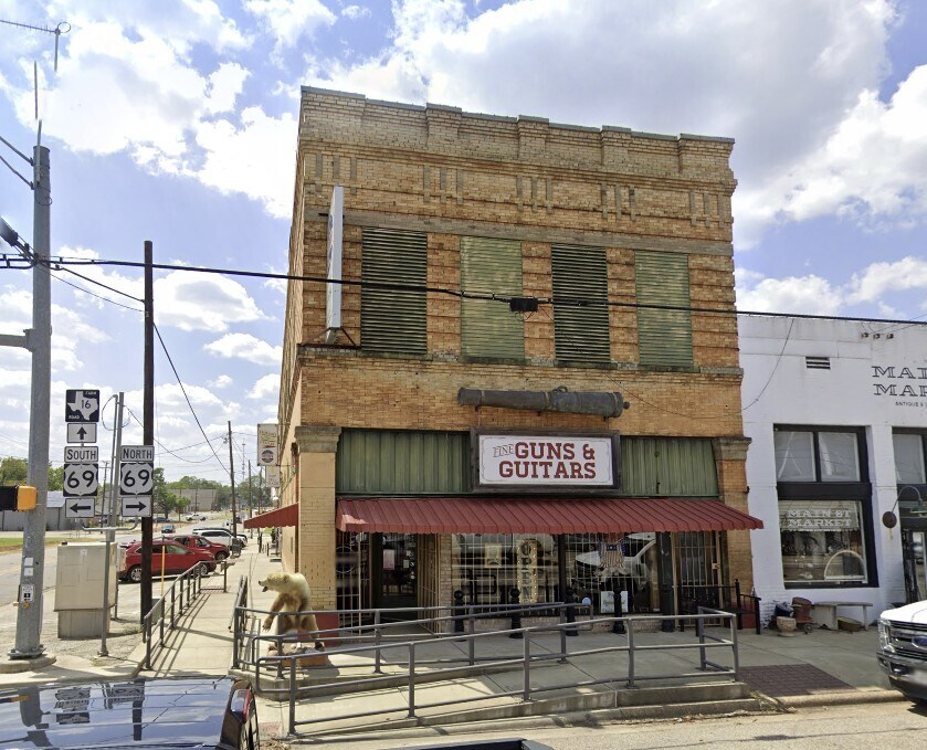 100 N Main St, Lindale, TX for Sale