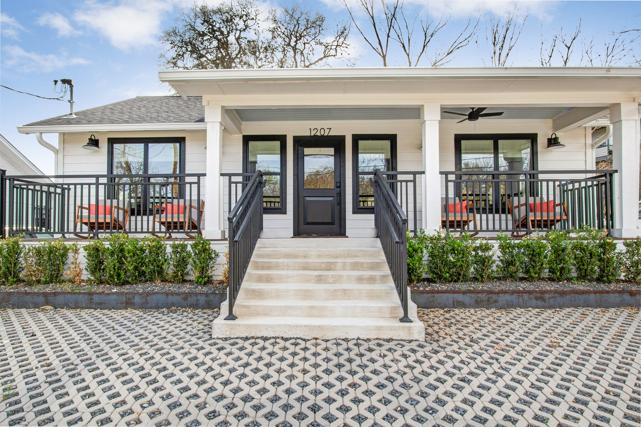 1207 W Mary St, Austin, TX for Sale
