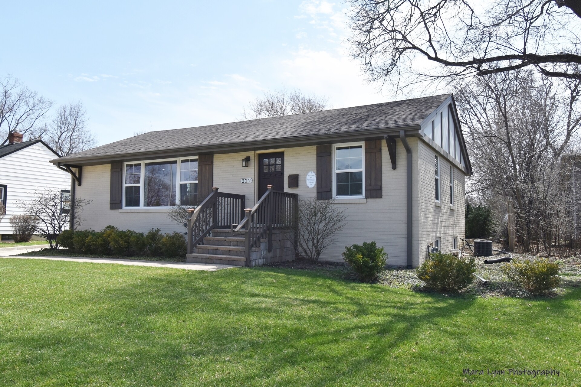 222 W Roosevelt Rd Wheaton, IL 60187 Office Property for Lease on