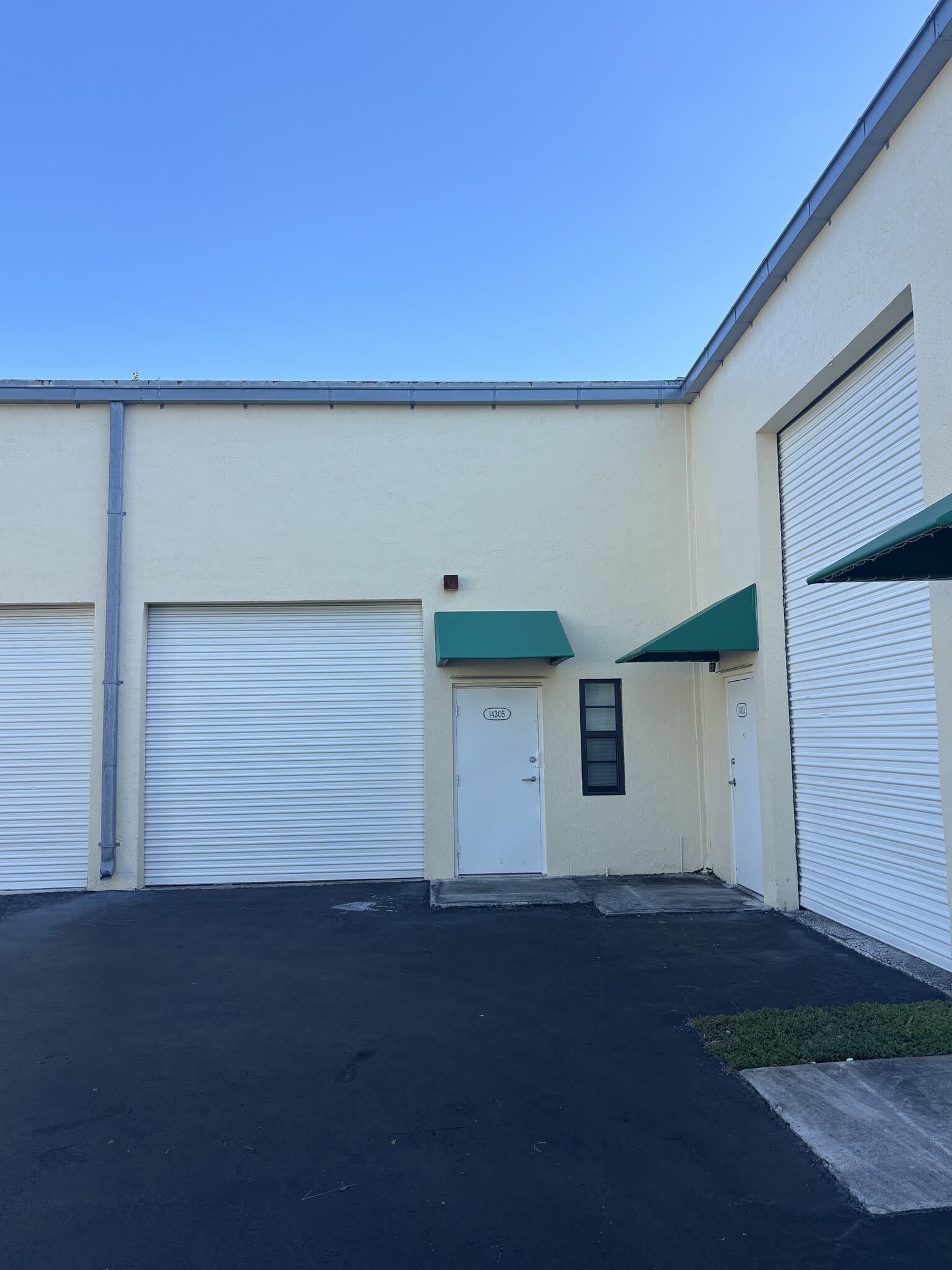 14305 SW 142nd St, Miami, FL for Rent