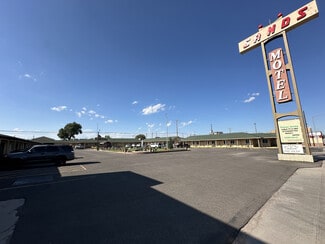 Cheyenne, WY Hospitality - 1022 W Lincolnway