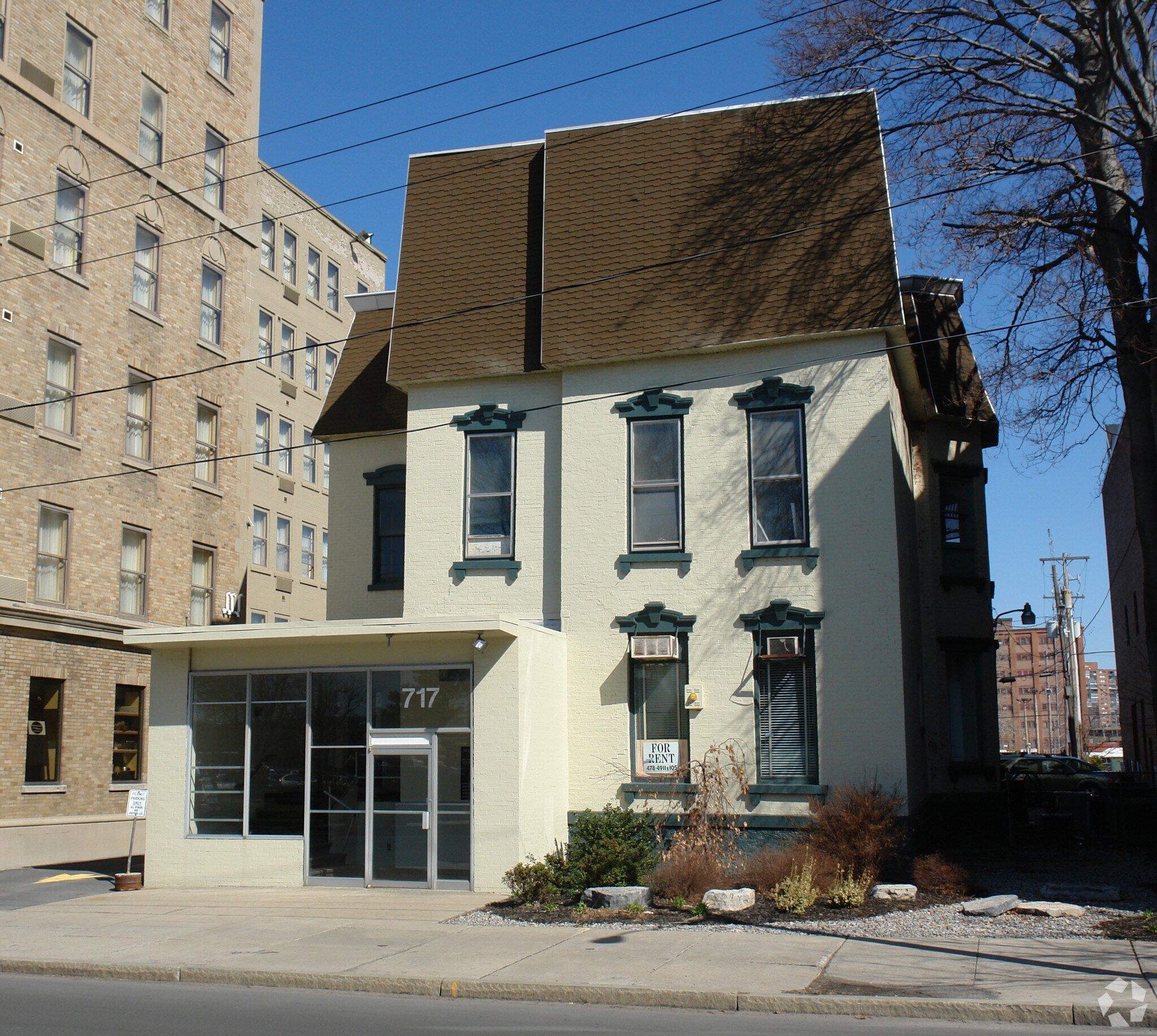 717 E Genesee St, Syracuse, NY for Sale
