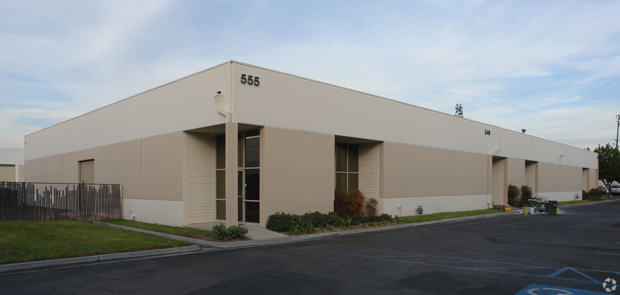 541-555 S State College Blvd, Fullerton, CA for Sale