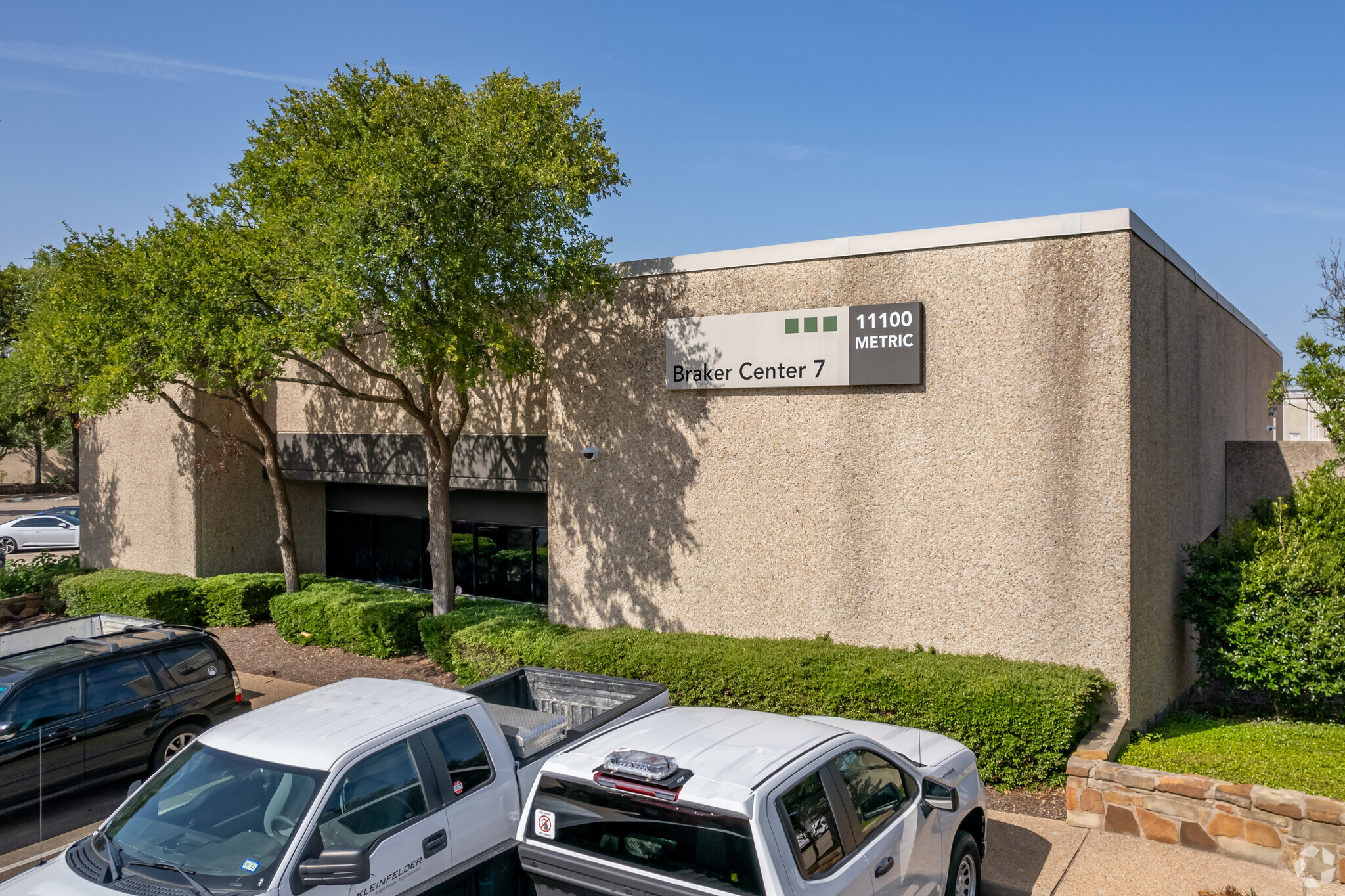 11100 Metric Blvd, Austin, TX for Rent