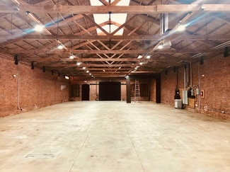 Los Angeles, CA Flex - 1228 S Flower St
