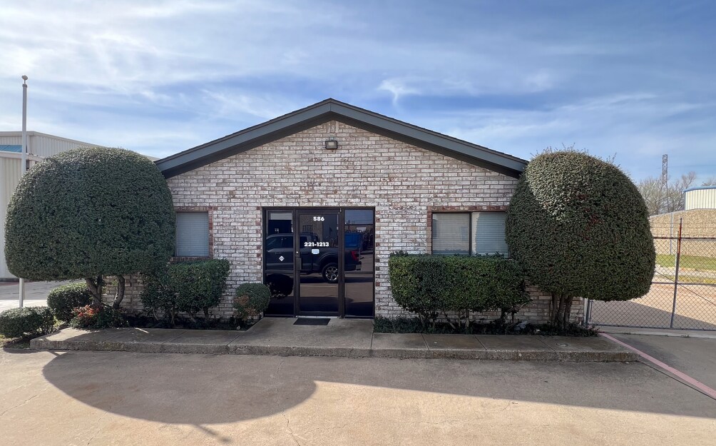 586 Benjamins Way, Lewisville, TX for Sale