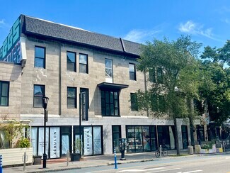 Montréal, QC Retail - 3999-4001 Rue Saint-Denis