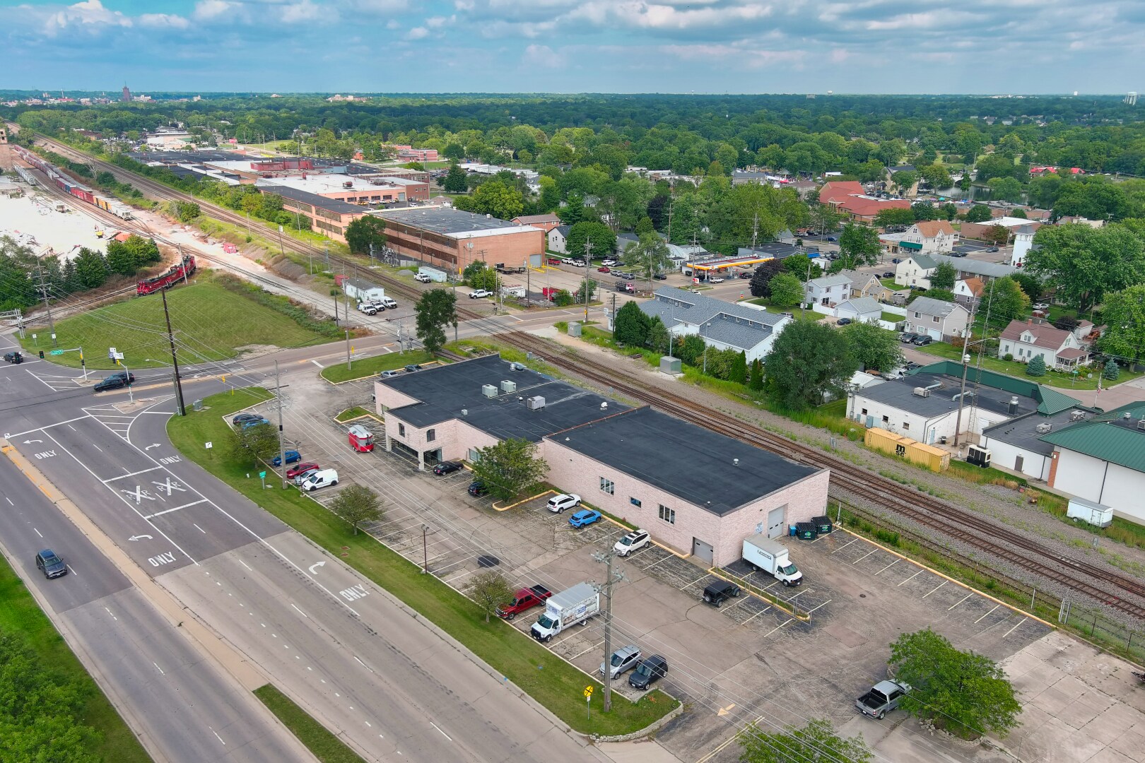 111 S Lake St, Montgomery, IL for Sale