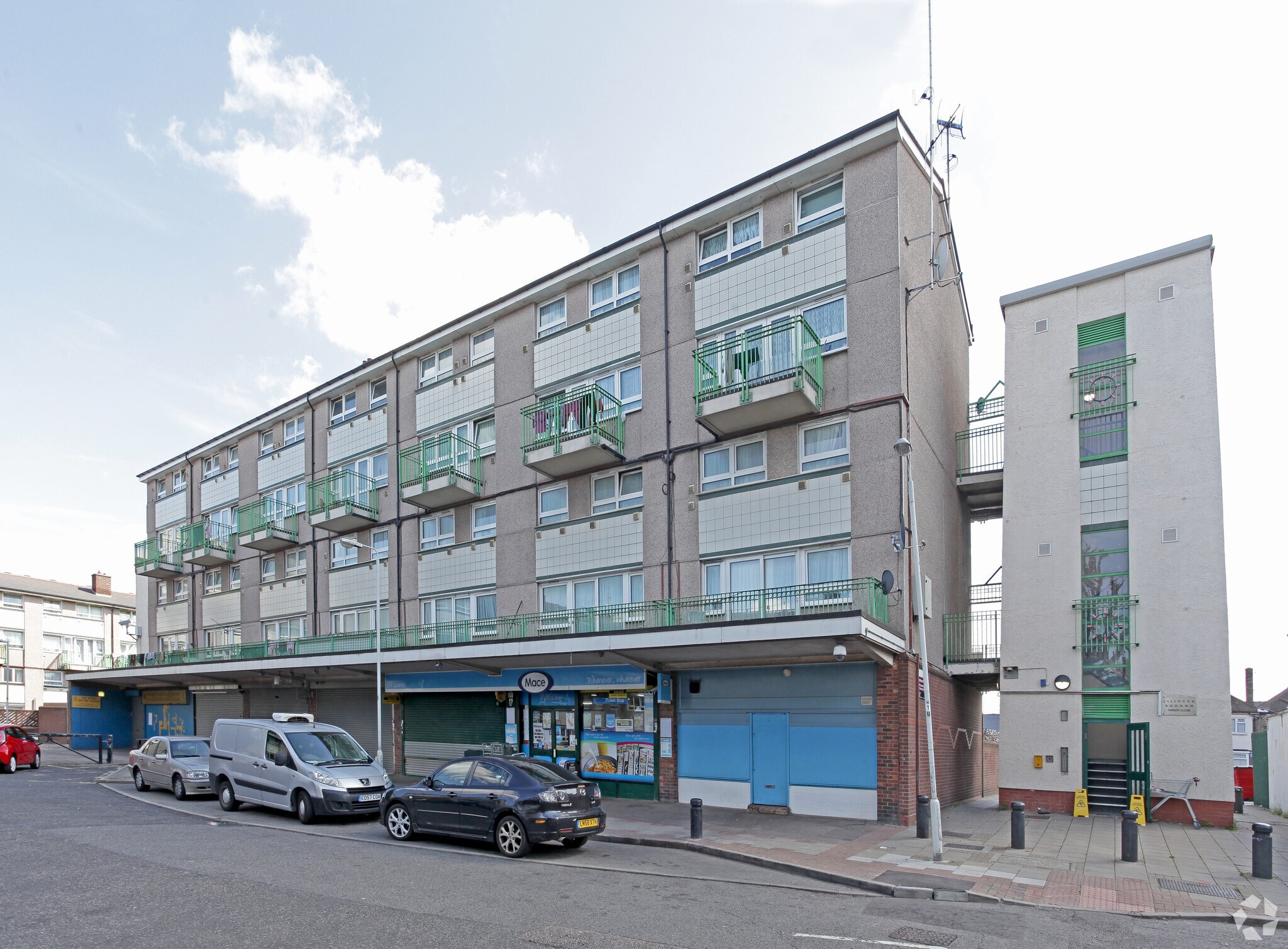 2 Constance St, London, LND for Rent