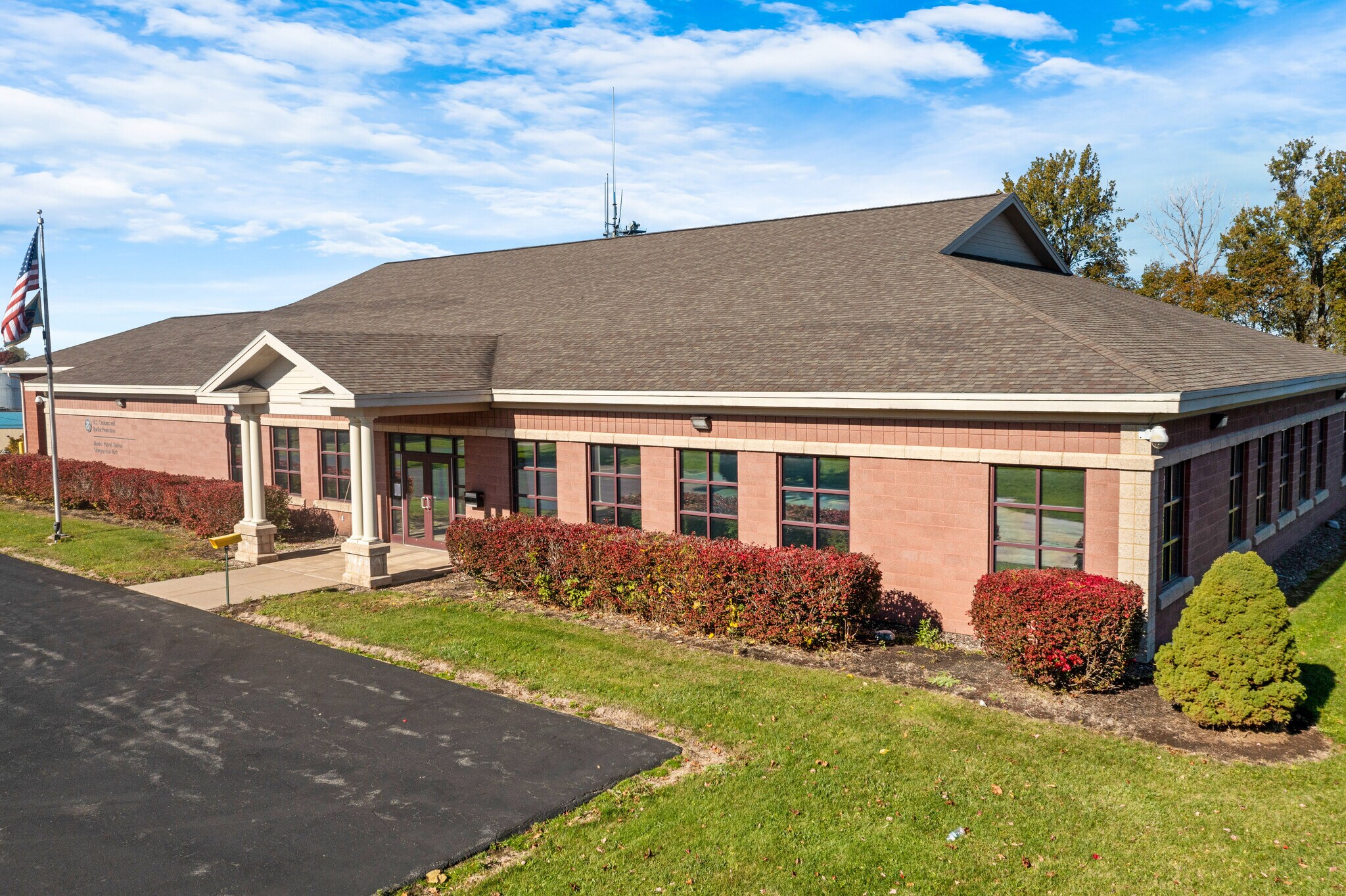 19 E Schuyler St, Oswego, NY for Sale