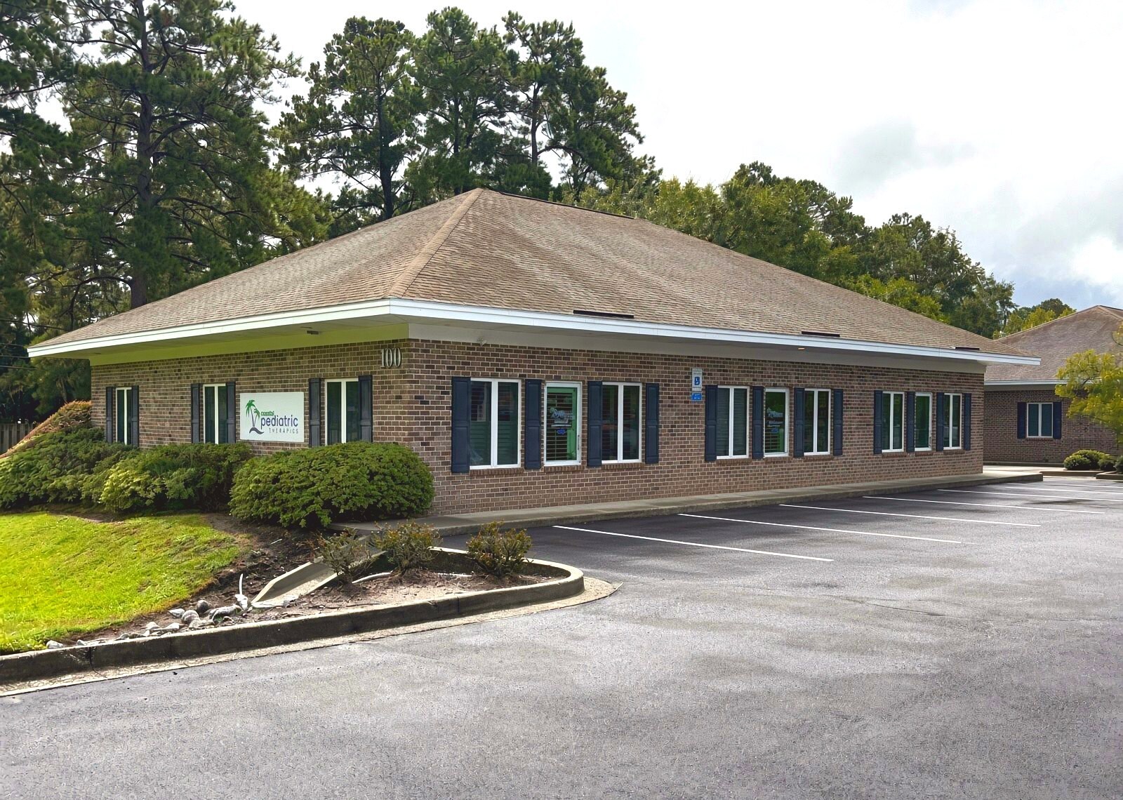 413 W Montgomery Cross Rd, Savannah, GA for Sale