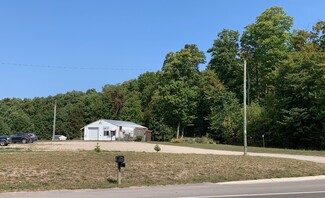 Interlochen, MI Storefront Retail/Office - 18798 Honor Hwy