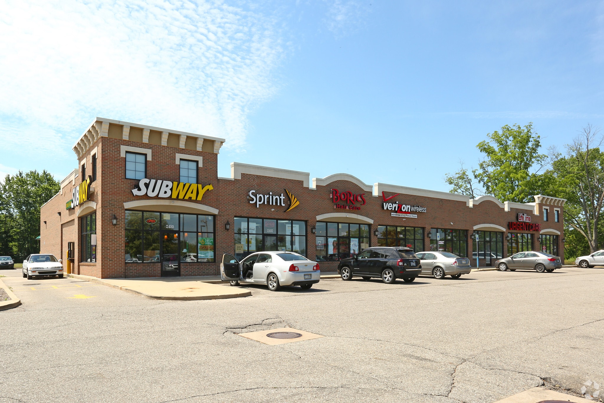 2455-2469 E Hill Rd, Grand Blanc, MI for Sale