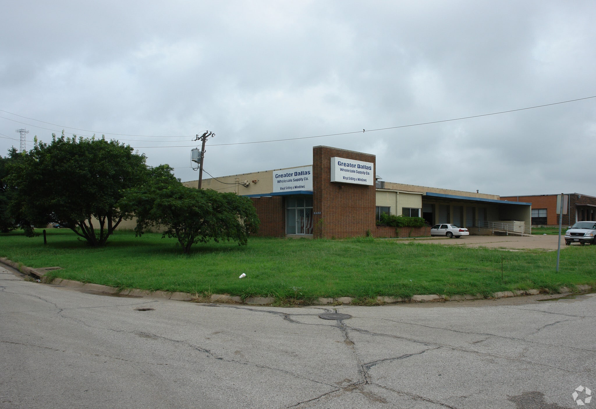 8400 Sovereign Row, Dallas, TX for Sale