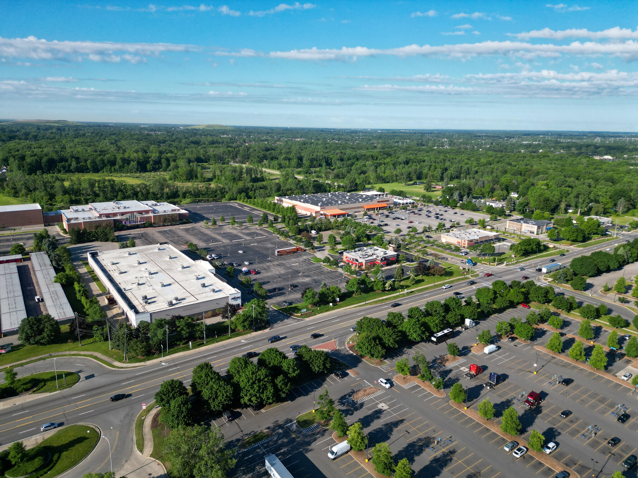 39707-39755 Ford Rd, Canton, MI for Rent